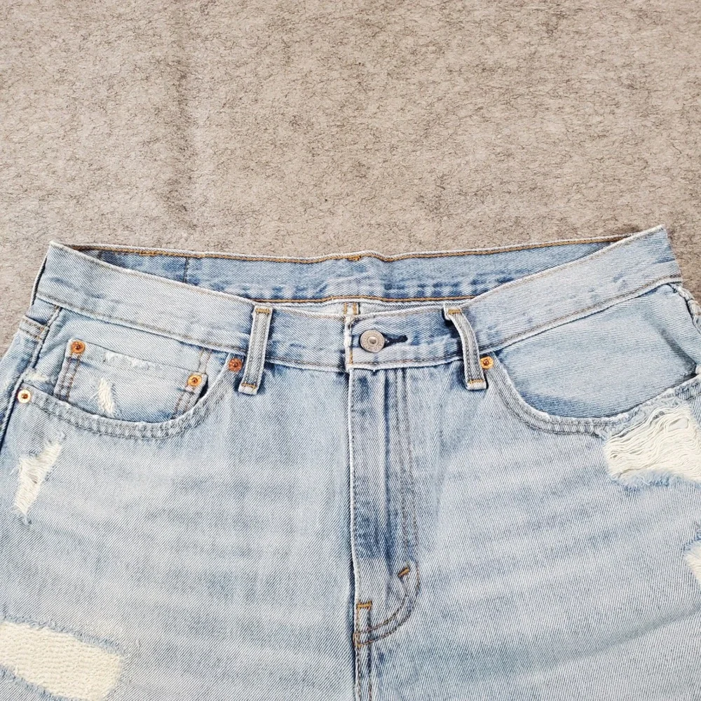 Levi's 511 Distressed Denim Shorts Mens 36 Light Blue Slim Fit Raw Hem Casual